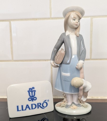 Lladro figurine autumn school - lladro,