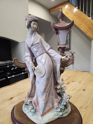 Lladro mariko japanese geisha - lladro,