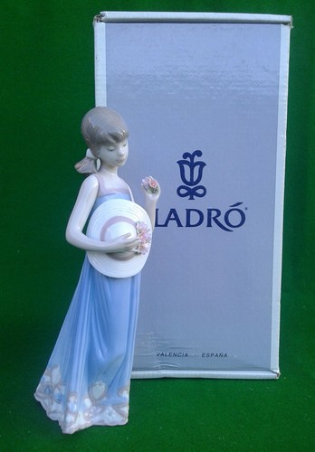Lladro courtney boxed - boxed,