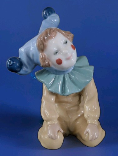 Nao lladro child jester - -,