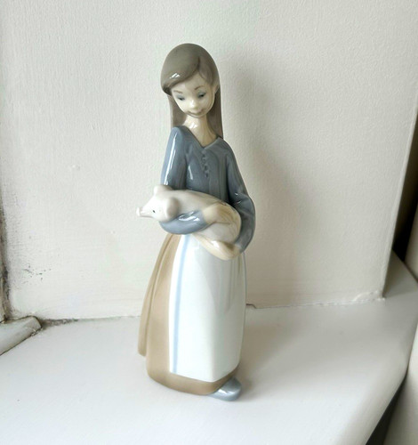 Lladro porcelain girl figurine - porcelain,