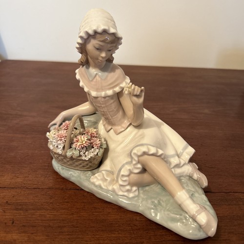 Lladro porcelain figure - porcelain,