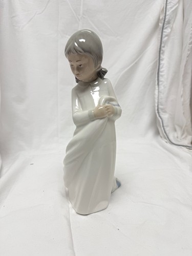 Nao lladro 1290 girl - nao, by