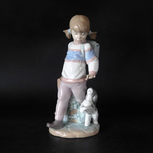 Lladro figurine thursday - figurine, thursday's