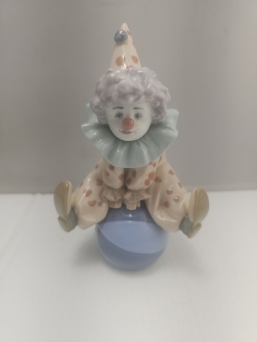 Lladro clown 5813 having - lladro, "having