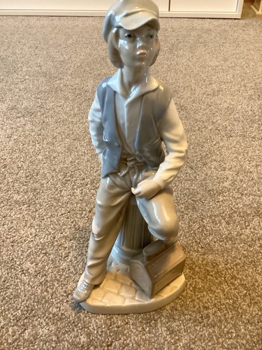 Lladro nao brillo - nao, “brillo