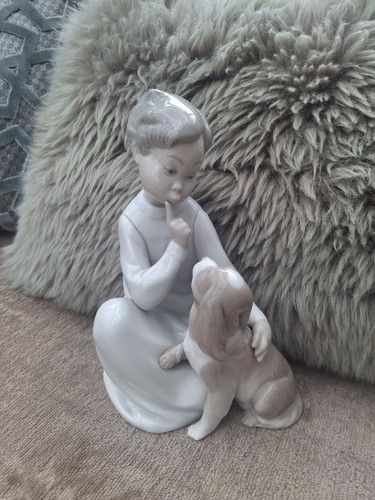 Lladro figurine - lladro,