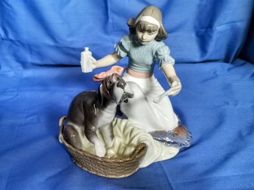 Lladro take your medicine - lladro,