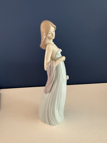 Lladro ingenue 5487 - lladro,