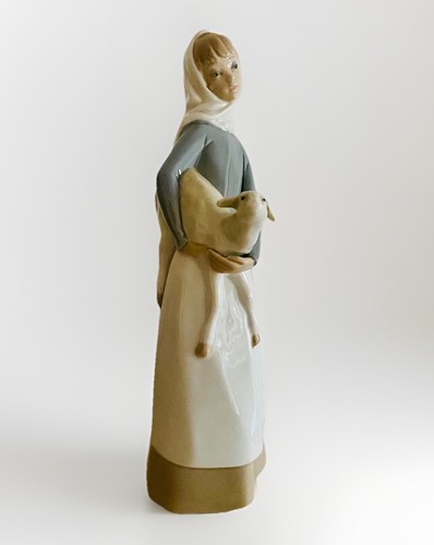 Vintage lladro girl with - lladro,