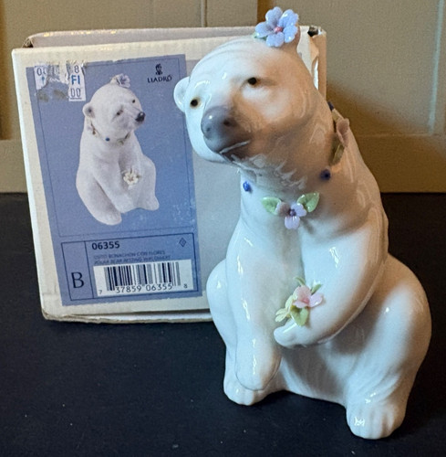 Lladro polar bear resting with - bear,