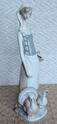 Lladro style carl scheidig - style,