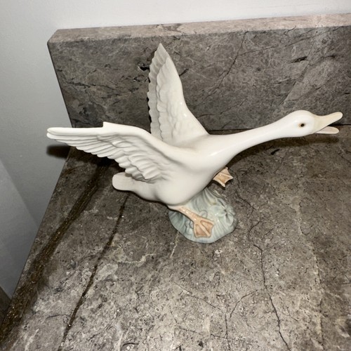 Lladro duck glazed - duck, porcelain