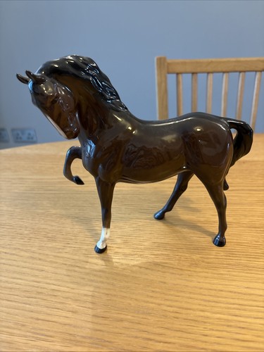 Nao lladro horse figurine - by,