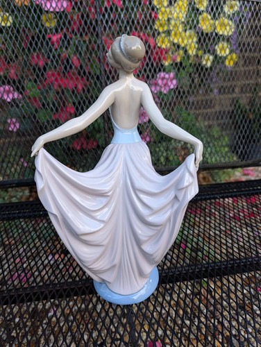 Lladro figurine the dancer - figurine,