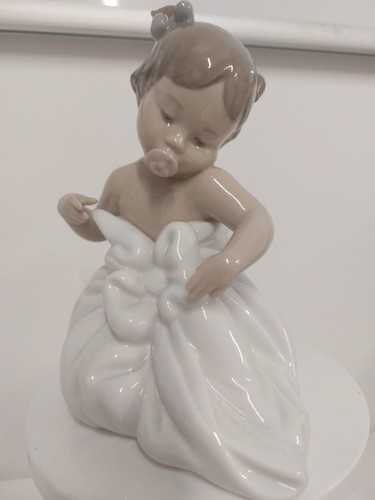Nao lladro 01337 blanky - by,