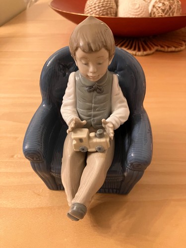 Nao lladro figure - nao, just
