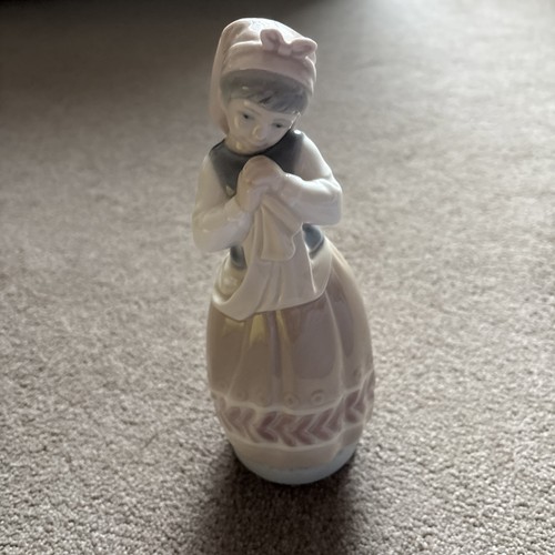Lladro blushful girl - lladro, 5026