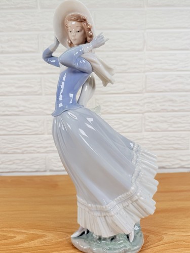 Lladro 4936 spring - 4936,