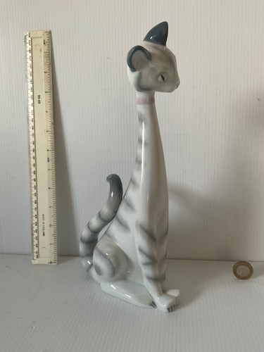 Rare early nao lladro spain - rare,