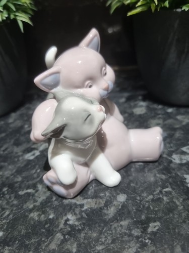 Nao lladro daisy - by, porcelain