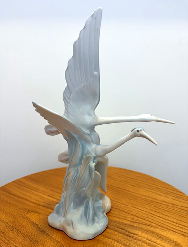 Nao lladro 0044 cranes in - by,