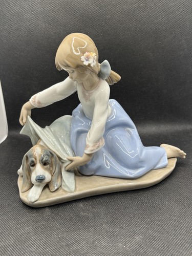 Retired lladro figurine - figurine, 05688