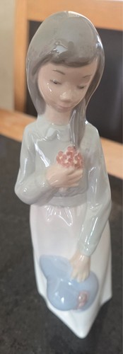 Nao lladro becky figurine - by,