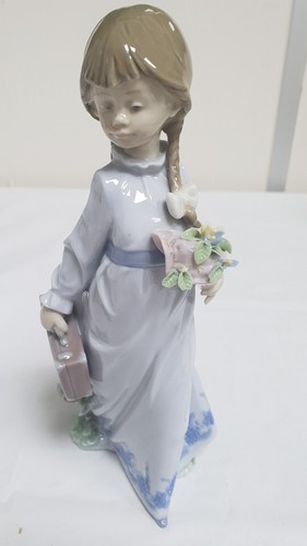 Lladro figurine 7604 - lladro,