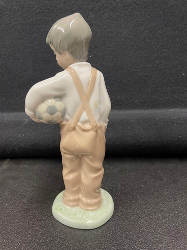 Nao lladro wanna play - nao, by