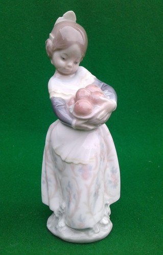 Lladro valencian girl with - lladro,,