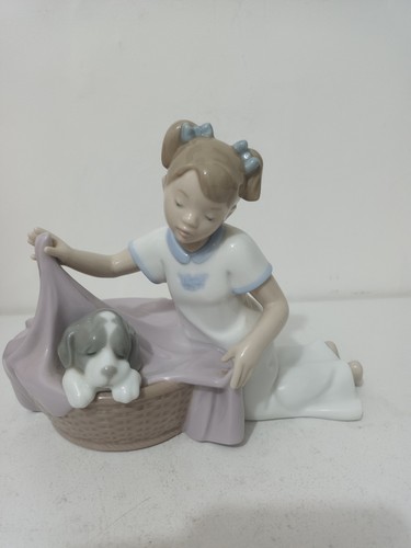 Nao lladro figurine girl - figurine, a