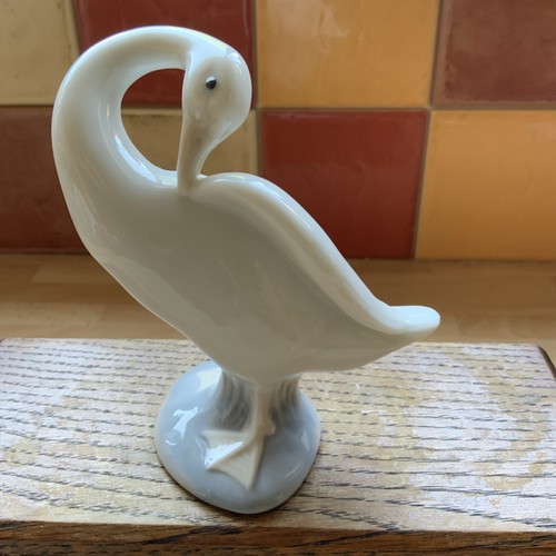 Lladro preening duck goose - preening,