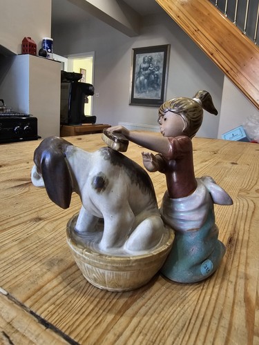 Lladro gres finish bashful - gres, "bashful