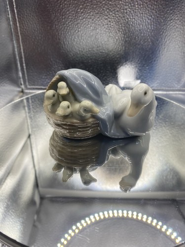 Lladro hand made spain - lladro,