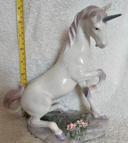 Lladro 7697 magical - 7697, unicorn