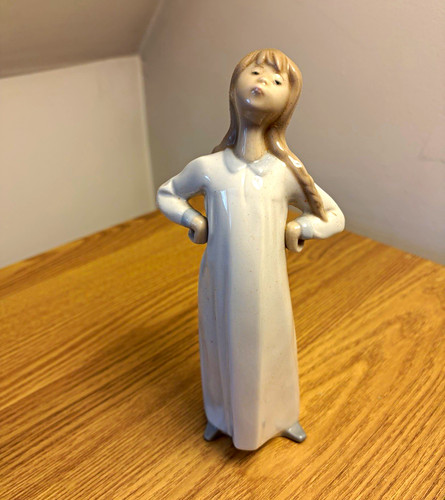Lladro girl stretching - lladro, “girl