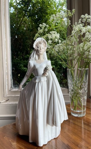 Vintage large nao - large, lladro