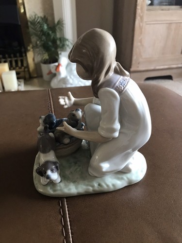 Lladro porcelain girl with - girl,