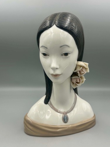 Lladro maja head - head, large