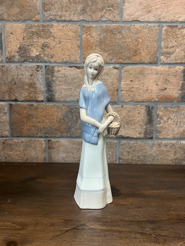 Lladro style porcelain - style,