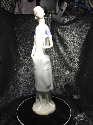 Lladro 4603 nurse - lladro~4603~nurse, on