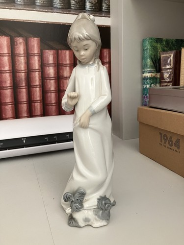 Vintage nao figurine lladro - vintage,