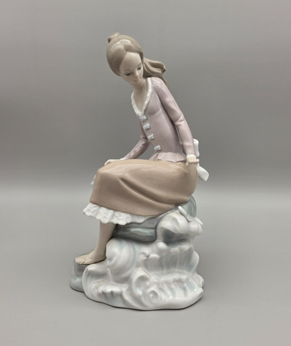 Figurine lladro at - -, the