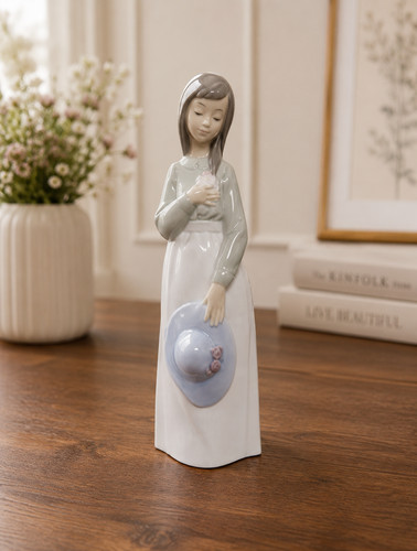 Lladro nao young girl with - lladro,