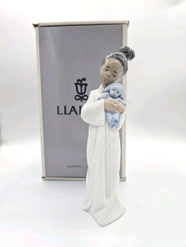 Lladro black legacy cuddly - black,