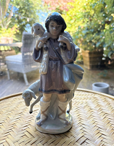 Lladro shepherd boy 5485 - lladro,