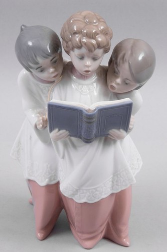 Lladro boys choir figurine 3 - lladro, "boys