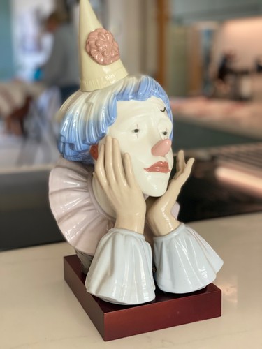 Lladro 5129 jester large - lladro,