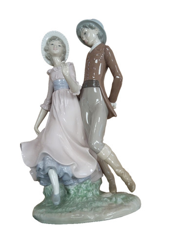 Lladro figurine multi courting - figurine,